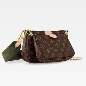 Louis Vuitton Multi Pochette Accessories Bag in Pristine Condition